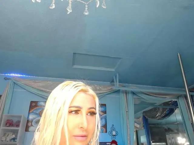 adrianna_fox — I enjoy pleasing - especially when I can see you at the same time!