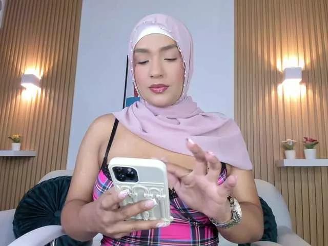 alma-avad on BongaCams 