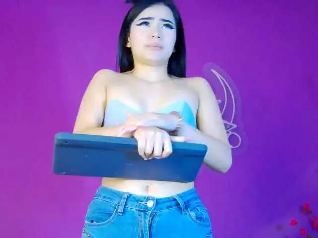 Arii-moon — I enjoy giving oral sex, looking into your eyes, having hot and interesting conversations where we are both very sincere about our tastes at the time of sex, hearing you moan and seeing how much you enjoy my body pleasing you.