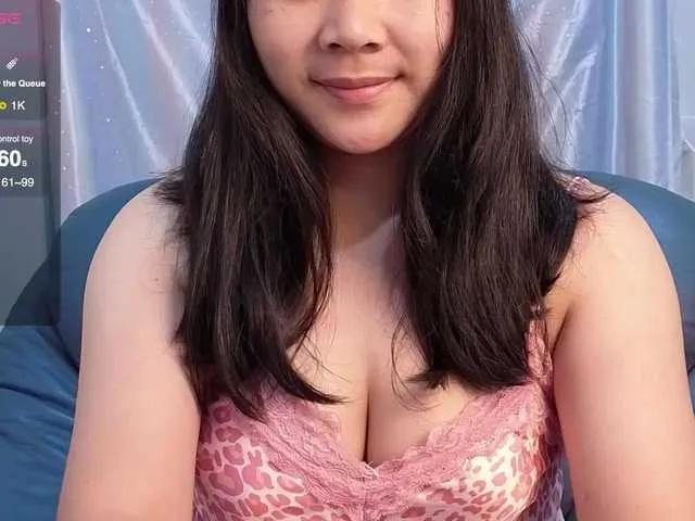 babyunicorn998 on BongaCams 