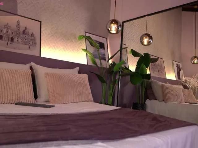 ElleDiane — Freechat on BongaCams