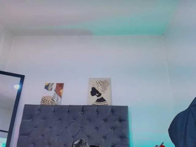 Ellie-Alves on BongaCams 