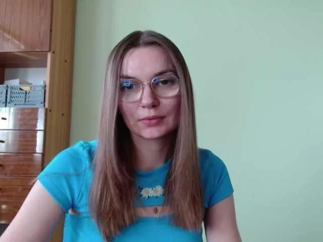 Ellyxcute on BongaCams 