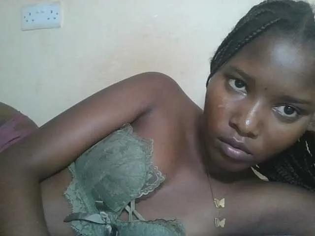 Hornyqueen4 — Freechat on BongaCams