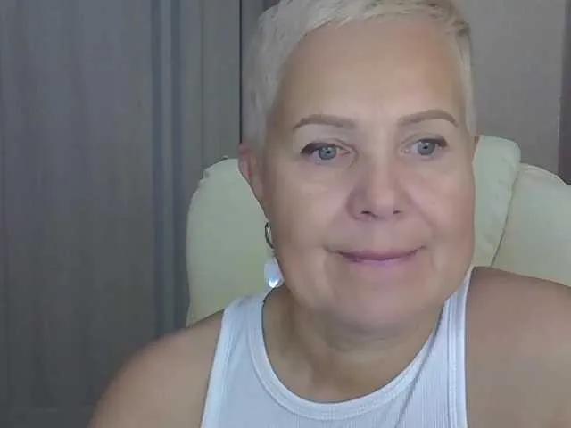 IFannyLove — Tenderness and caresses, soft male hands, hairy breasts