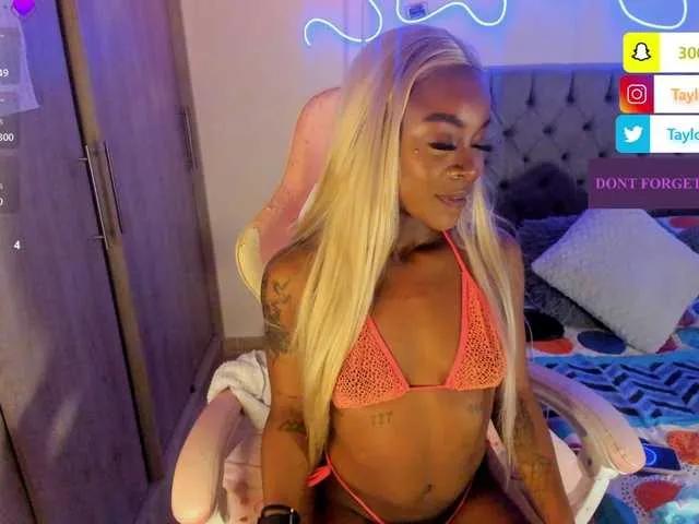 Miss-west on BongaCams 