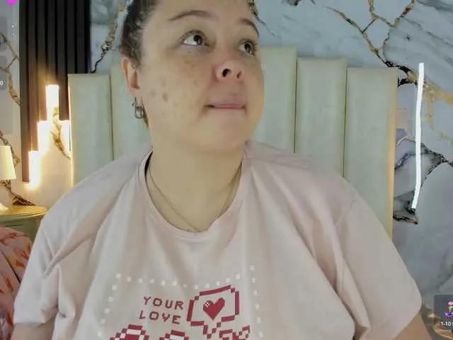 mollieblue69 on BongaCams 