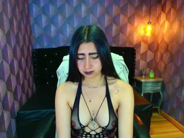 nanisshawna on BongaCams 
