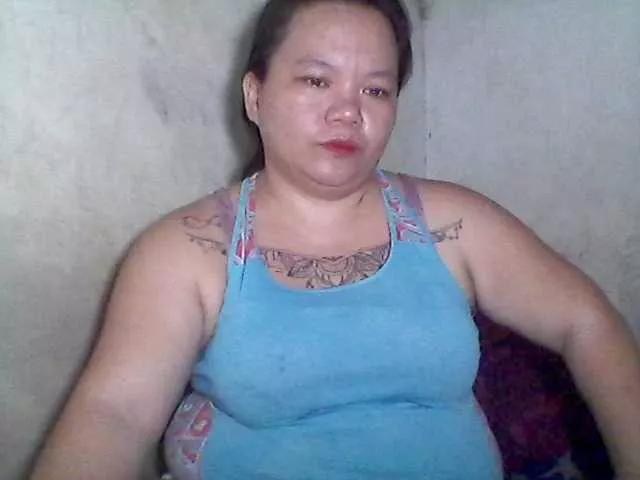 sweetasian33 on BongaCams 