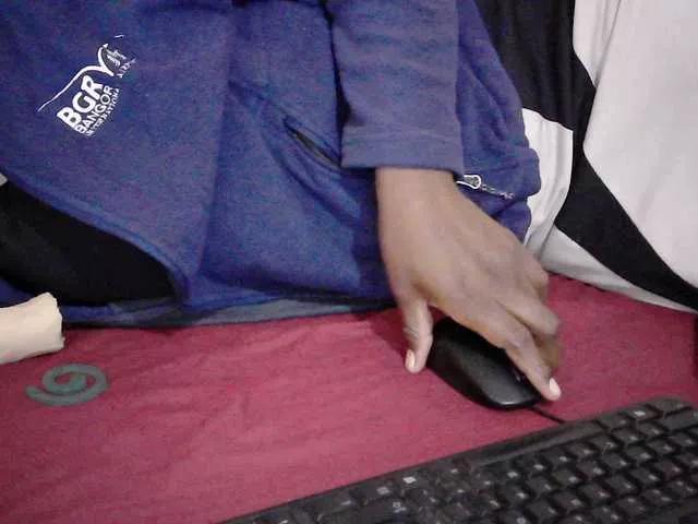 Vivvy-Queen on BongaCams 