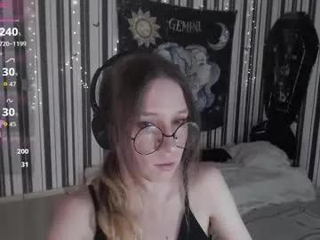 _hanna_moon_ — welcome to me room - Goal: play with hair #glasses #shy #nonude #tease