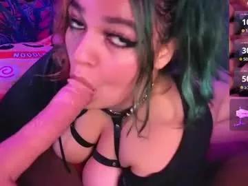 booboosperfectfacefuck on Chaturbate 