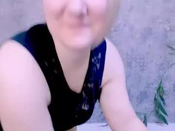 djullia — Heeyyy! :) ** Welcome to my room)** #bigboobs #c2c #nonude #bbw #curvy