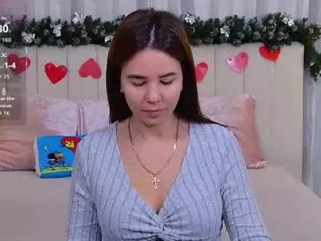 ellaander on Chaturbate 