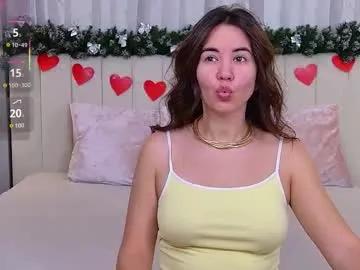 ellaander on Chaturbate 