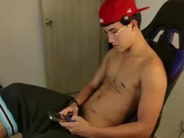 juan_da01 — Tonight I'm in control, give me all your cum sexy boy! #hairy  #cum #young #party #latino [2498 tokens remaining]