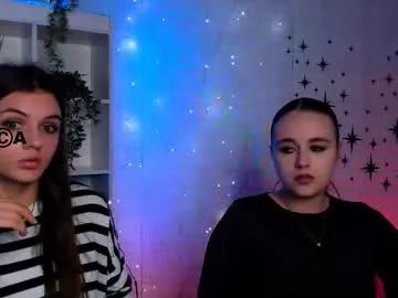 lisa_dark_ — GOAL: tease [775 tokens remaining] Welcome to my room! #cute #18 #shy #new #nonude