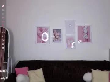 maya_blonde18 on Chaturbate 