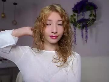 sunnmoonn on Chaturbate 