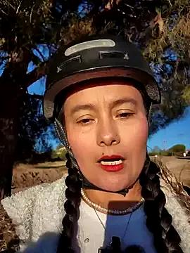 bellapaty on StripChat 