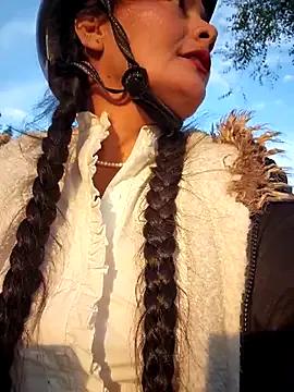 bellapaty on StripChat 