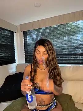 butterflybootyy on StripChat 