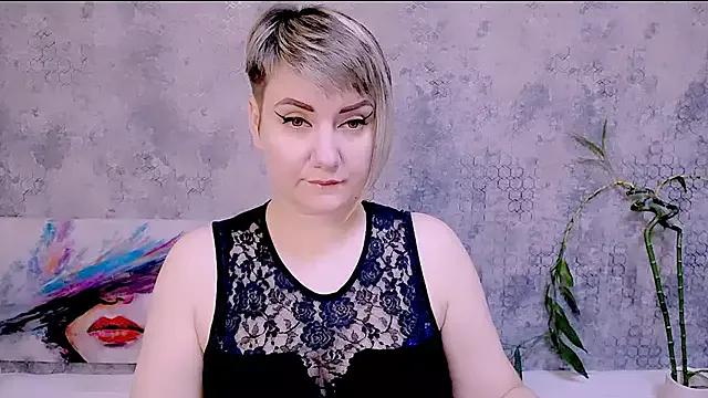 Djullia — show ass in panties