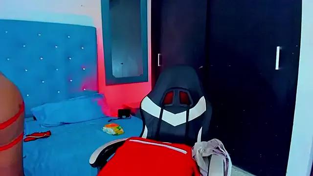 Dollperverthot on StripChat 