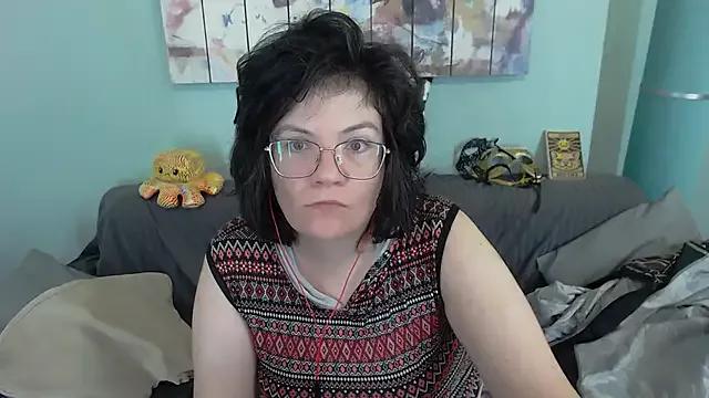 EverlyRays on StripChat 