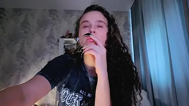 Feet_Heelss — modest support for goddess