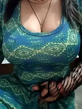 husa_Malikaa — boobs show