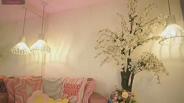 JadeSummerr — Doggy Spanks 