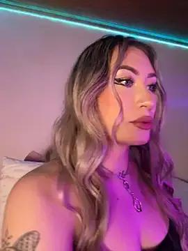 Lally_Valencia__ on StripChat 