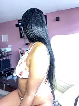 LilithPink_ on StripChat 