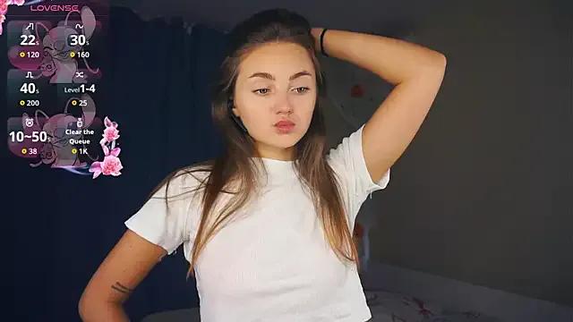 LoraDavi — Spank my sexy ass x8