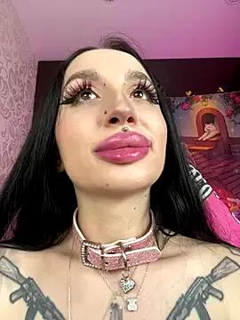 Molly__Moon — Freechat on StripChat