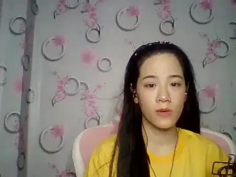 Nana-68 on StripChat 