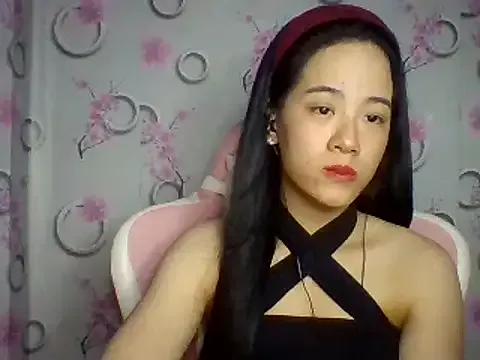 Nana-68 on StripChat 