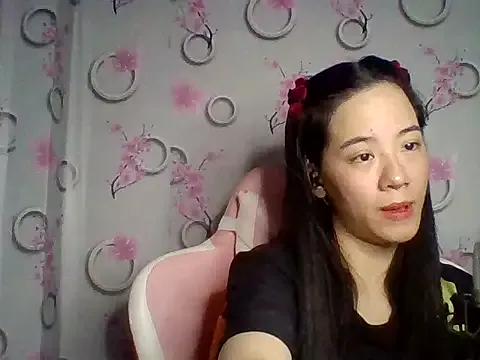 Nana-68 on StripChat 