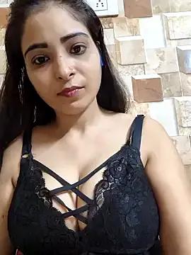 QUEEN-ADITI on StripChat 