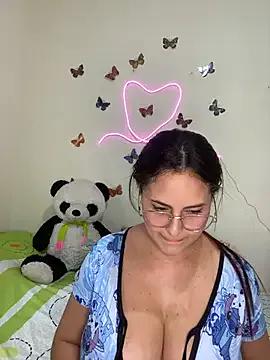 Roxy_Skye — Bra off