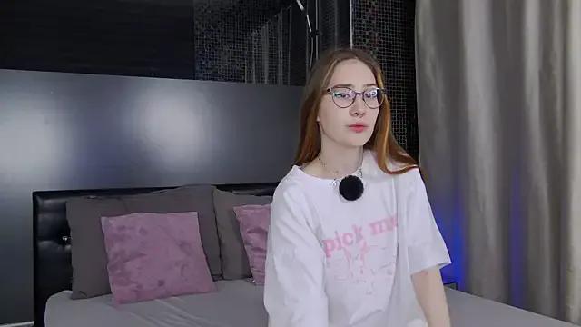 SashaMeow — softly squeeze boobs