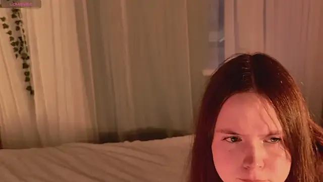 SunnyRisha on StripChat 