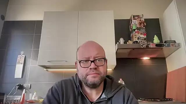 theitalianbear — CUM AT GOAL OR IN PVT SHOW