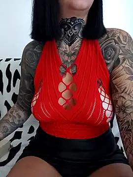 Your_DirtyDoll — topless sputo tette